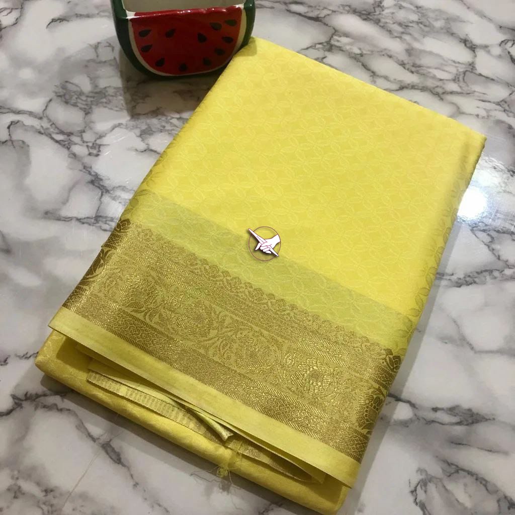 Yellow Semi Silk Saree With Rich Pallu