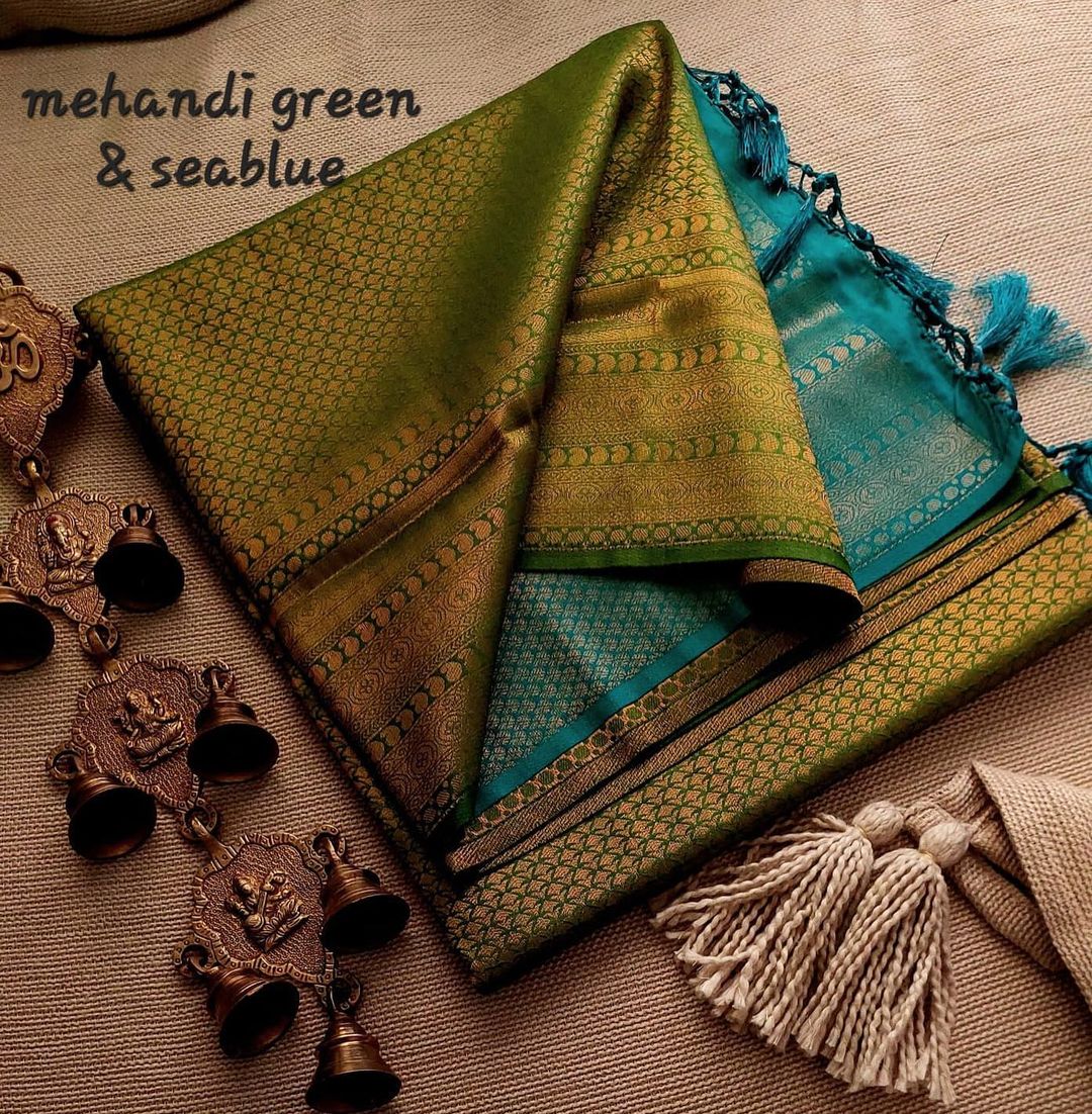 Mehndi Green Nd Seablue Colour Pattu Silk Saree