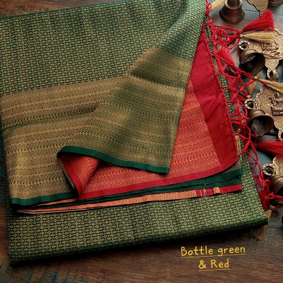 Bottal Green Nd Red Colour Pattu Silk Saree